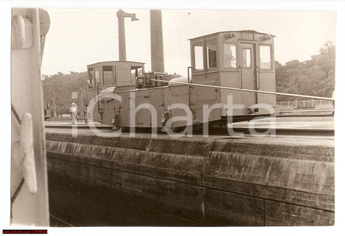 1939 Panama Canal - electric locomotive at Lock *Photo 1939 Panama Canal - electric locomotive at Lock *Photo